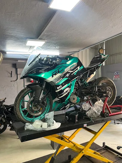 MotoGarage