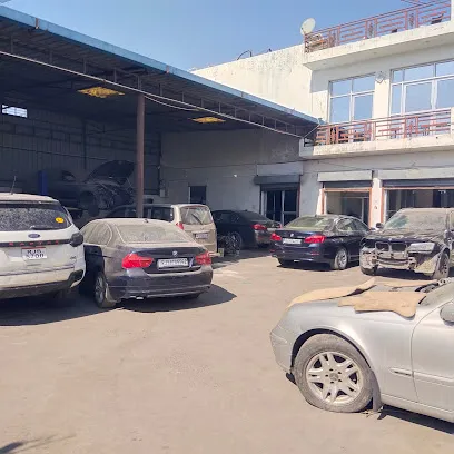 Multi Auto Car Workshops -Car Repairing /Work Workshop /Car AC Repairing /Car Denting & Painting Repairing Work