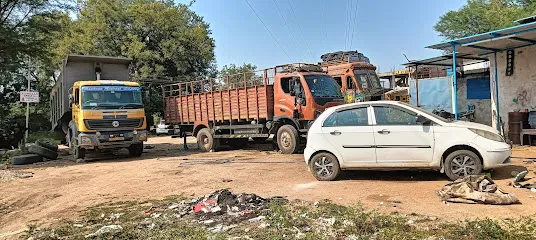NATIONAL LORRY MECHANIC
