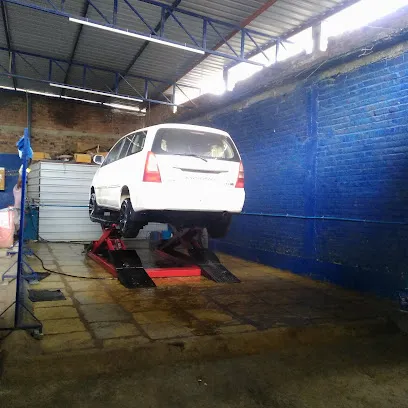 New Car World