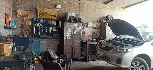 New Modern Automobile (Car Mechanic)