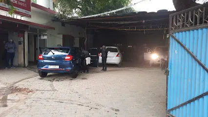 New Prayagraj Car Garage