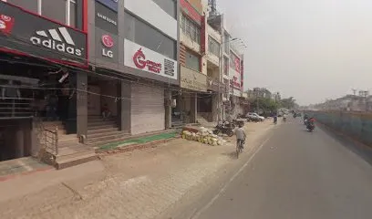 Om Auto Service Center