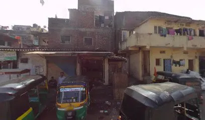 प्रिया ओटो पोर्टेस एण्ड गरेज