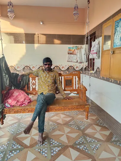 Patel auto gerej dhari prempara