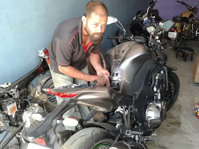 Pinto's Garage