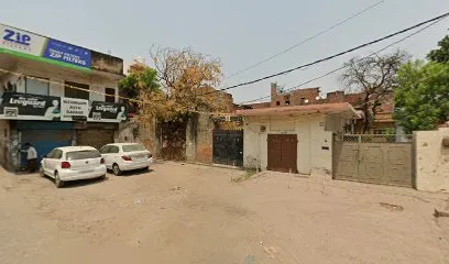 Popular auto garage