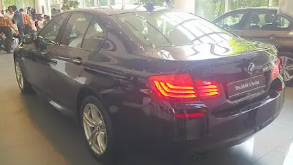 Premium Car Lounge( Only Luxury Cars Service and Repairs)