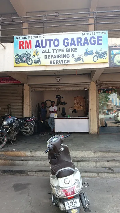 R M AUTO GARAGE