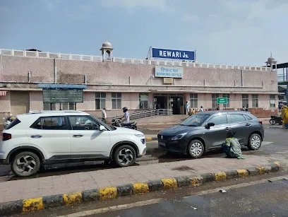 Railway Four Wheeler Parking