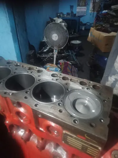 Rajesh TRuCk garage.