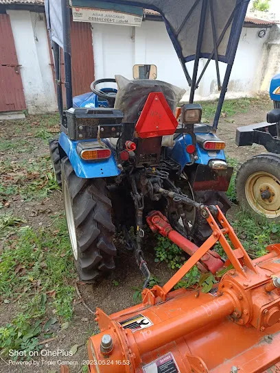 Raju Tractor Garage