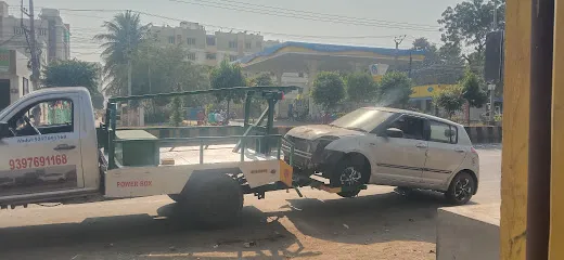 Rasheed towing service centre