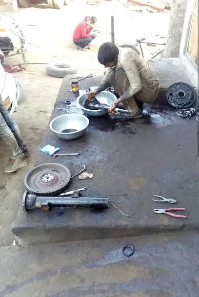 Ravi Diesel motor workshop