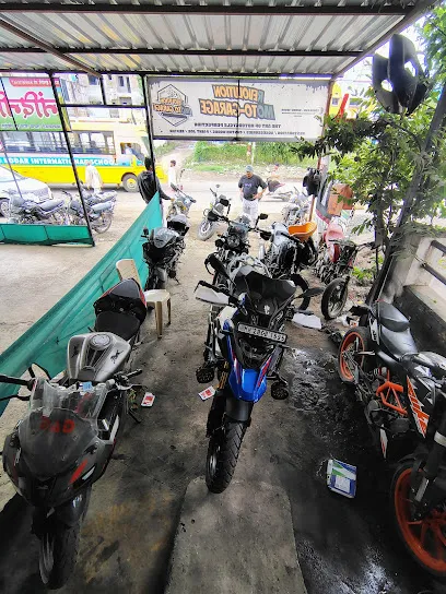 REVOLUTION MOTO GARAGE