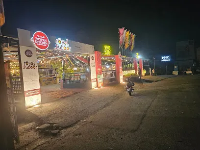 Rose Lounge Parking