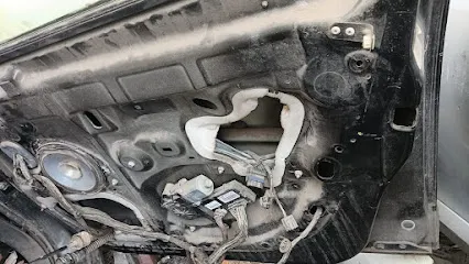 ROSHNI OLD CAR PARTS KAMREJ