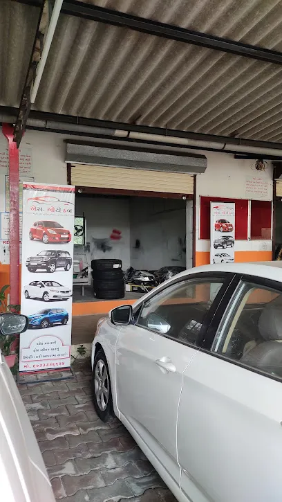 S AUTO HUB multi station workshop car garage