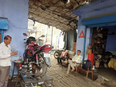 Sabloo hero honda bike repair and service centre budaun