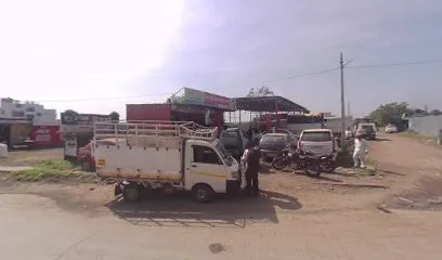 साई मोटार गॅरेज.कडलास रोड ,सांगोला.