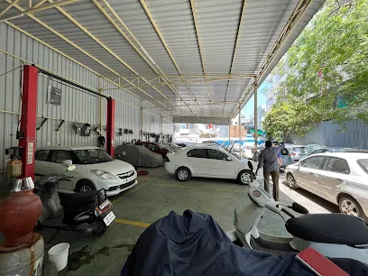 Saleems Varsha Car Care