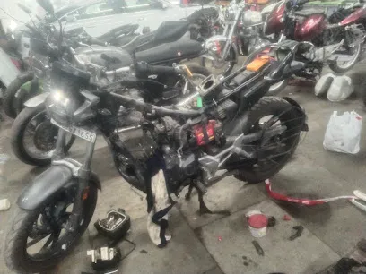 Sam 2 Wheeler Garage