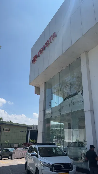 Sant Toyota