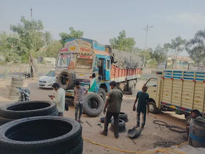 Sarfaraz Tyre service centre