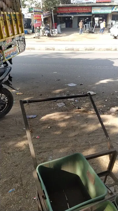 Scooter garage