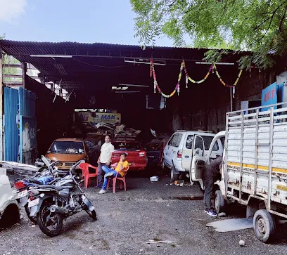Shri Hari Auto Garage