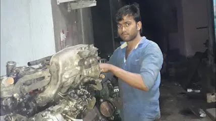 S.P. Moter Garage Bheera Opp Nirankari Bhawan Azamgarh To Jaunpur Rode