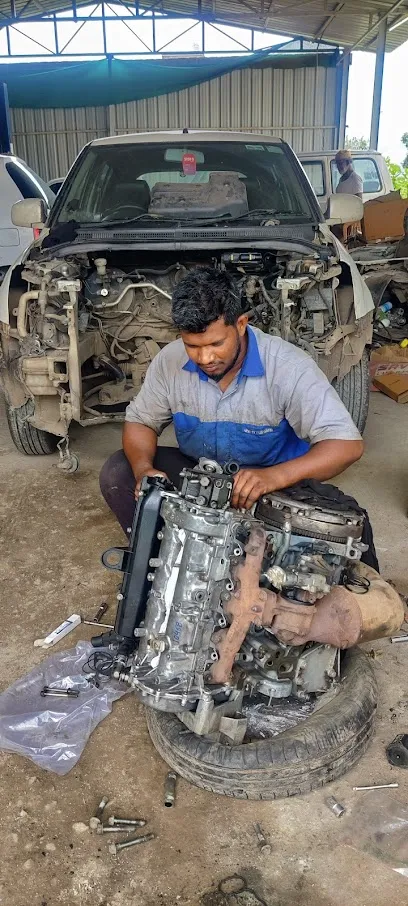 SR MOTORS