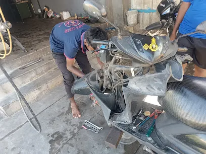 Sri vinayaga two wheeler work shop