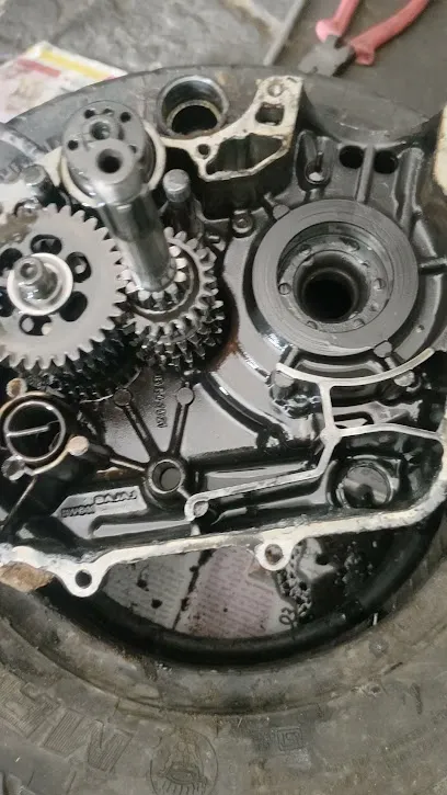 Srinu two wheeler Mechanic proddatur