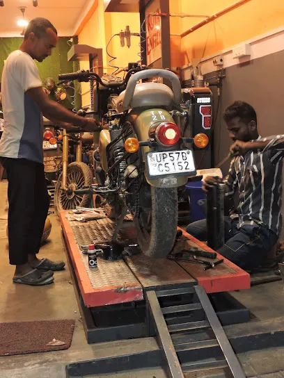 Team J3S Motoworks (Royal Enfield Genuine Parts, accessories and service)
