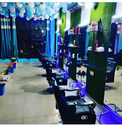 THE BLUE ROOF UNISEX SALOON