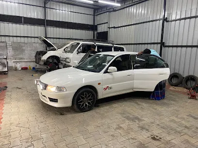 THE CAR GUYS