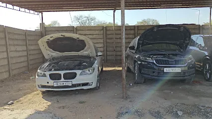 THE GARAGE TECH.