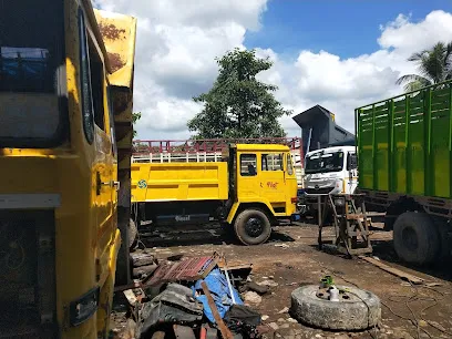 TUKU GARAGE