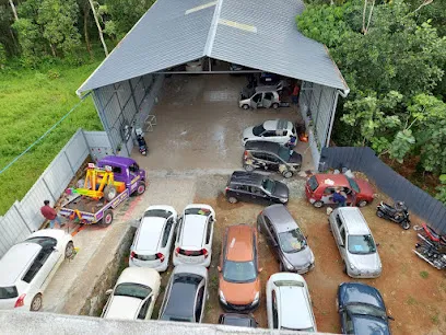 ULTIMA MOTORS BODY AND PAINTING GARAGE