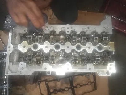 Universal Auto Garage