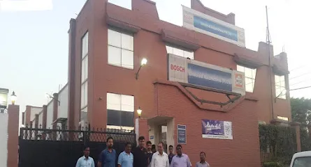 universal automotives pvt ltd