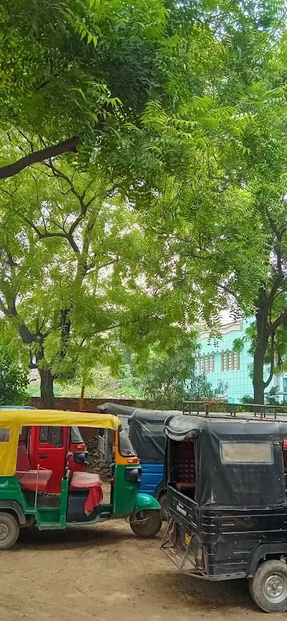 Yadav motor garage