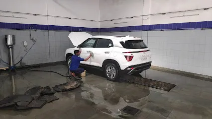 Yash Auto's 'A' Category Hyundai Authorized Service Centre