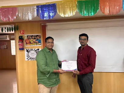 Axis Max Life Insurance Advisor - SUHIRTHA Midhun