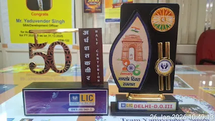 Insurance Advisor Lokesh Arora