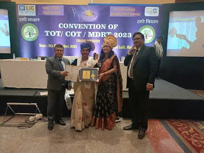 LIC Agent Reeta Shivshankar Sharma