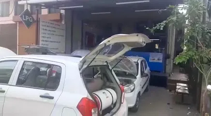 THE GENIUS MOTORS