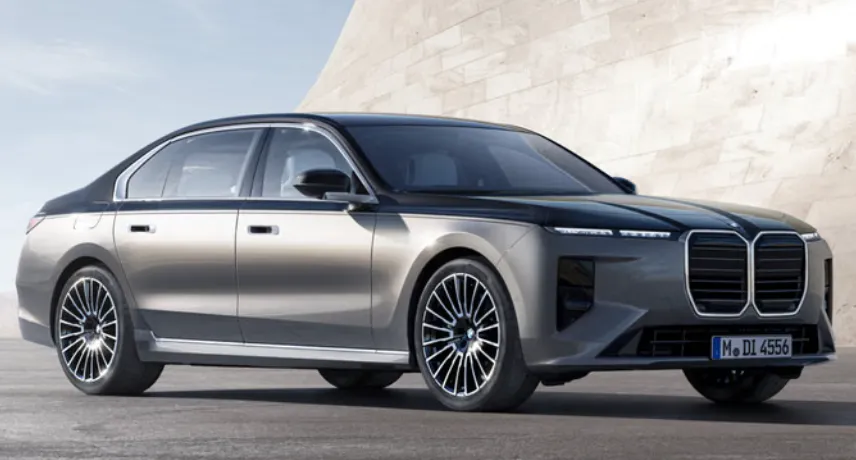 BMW Reveals 7 Series Facelift