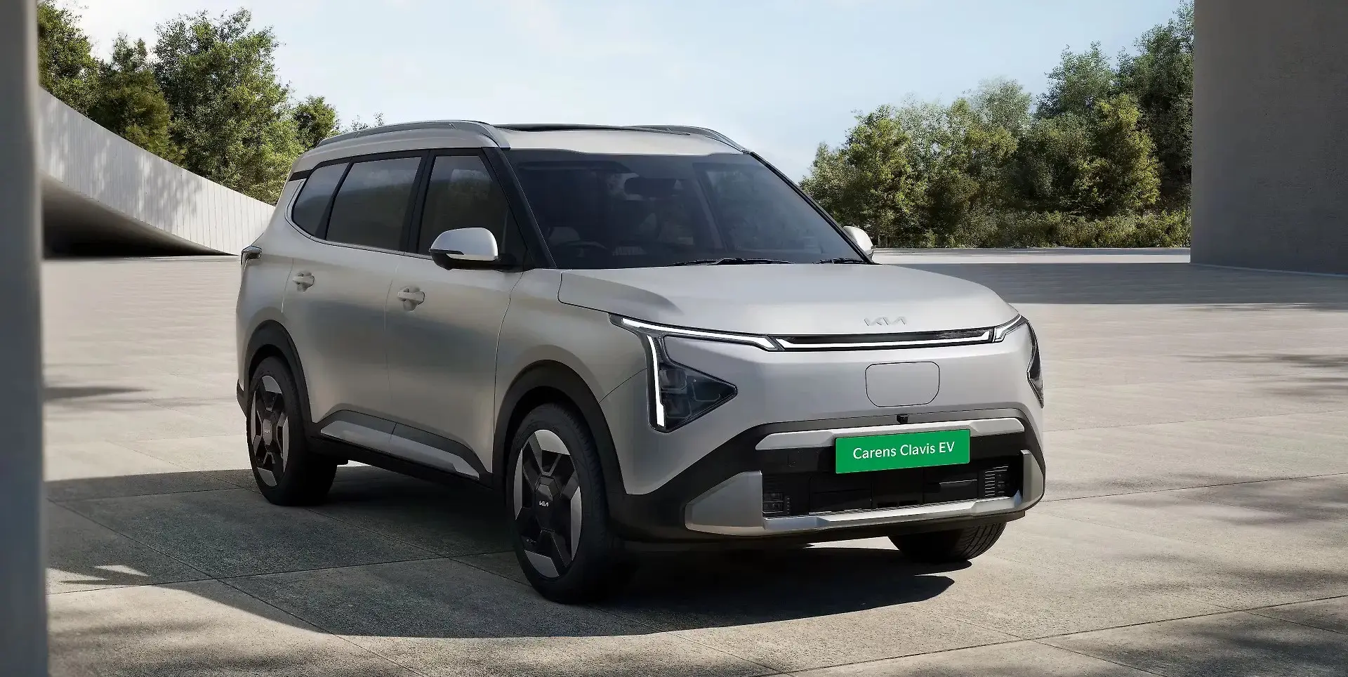 Kia Carens Clavis EV Launched in India